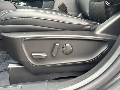 New 2026 Ford Escape SE image 15