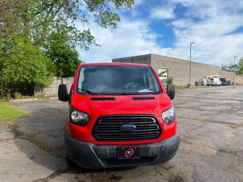 Used 2018 Ford Transit 150 130 Low Roof RWD image 8