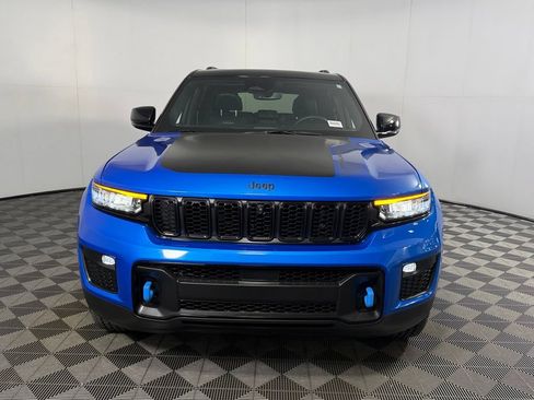 Used 2023 Jeep Grand Cherokee Trailhawk AWD/4WD image 5