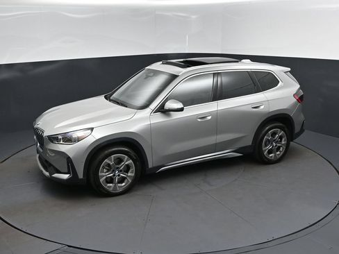 Certified 2025 BMW X1 xDrive28i AWD/4WD image 31