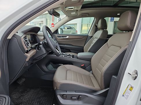 New 2026 Volkswagen Atlas SEL image 12