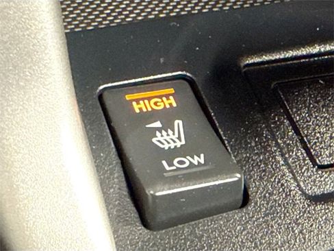 Used 2015 Subaru Forester 2.5i Premium w/ Popular Package #1 image 16