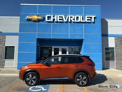 Used 2021 Nissan Rogue SL w/ Premium Package