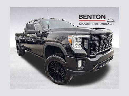 Used 2022 GMC Sierra 3500 Denali w/ Denali Black Diamond Edition image 1