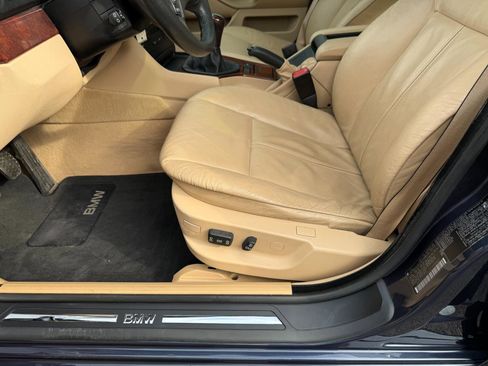Used 2002 BMW 530i Sedan RWD image 11