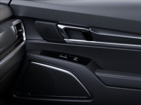 New 2025 Kia Telluride S image 25