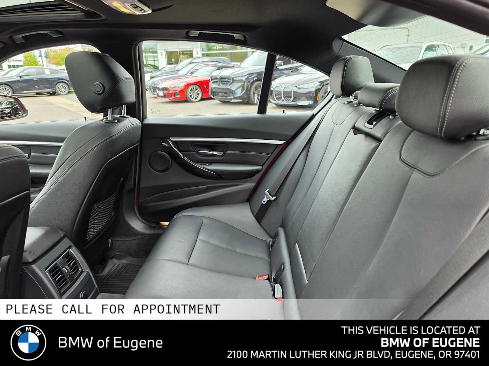 Used 2018 BMW 330i xDrive Sedan AWD/4WD image 21