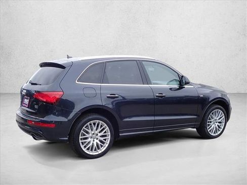 Used 2017 Audi Q5 2.0T Premium Plus w/ Technology Package AWD/4WD image 4