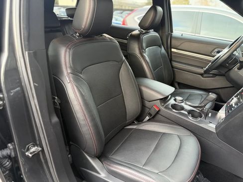 Used 2019 Ford Explorer Sport w/ Equipment Group 401A image 21