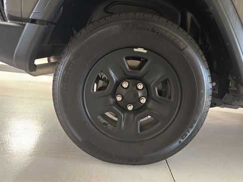 Used 2021 Jeep Wrangler Sport image 25