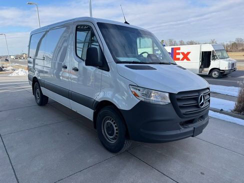 New 2025 Mercedes-Benz Sprinter 2500 image 3