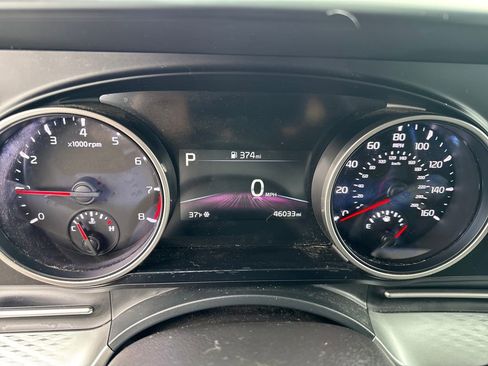 Used 2024 Kia Carnival LX image 16