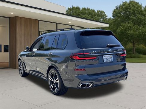 Certified 2023 BMW X7 M60i w/ Executive Package image 10