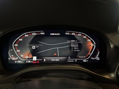 Used 2023 BMW X4 M40i w/ Premium Package image 8