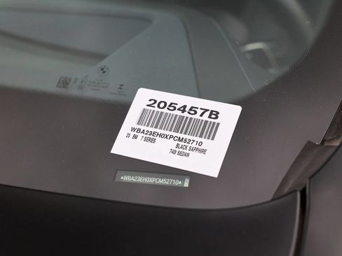 Used 2023 BMW 740i w/ Executive Package RWD image 45