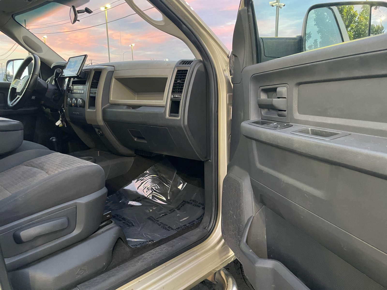 Used 2011 RAM 2500 ST w/ ST Popular Equipment Group AWD/4WD image 16