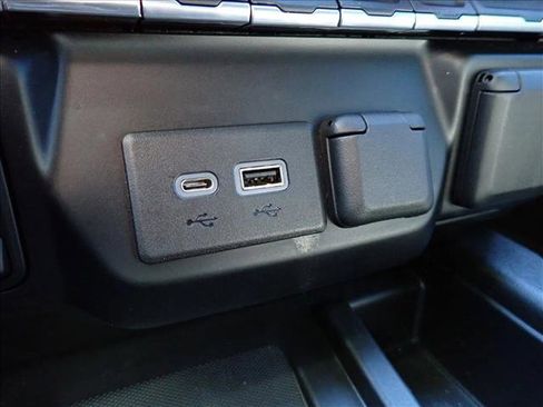 Used 2021 GMC Sierra 1500 AT4 image 17