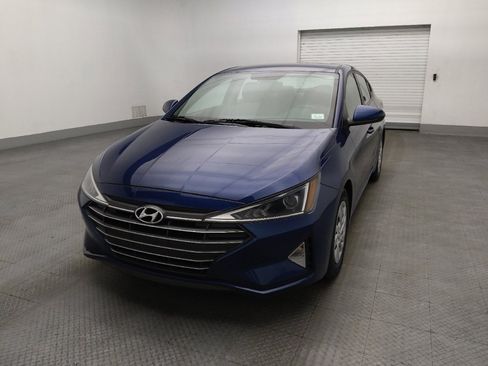 Used 2019 Hyundai Elantra SE image 15