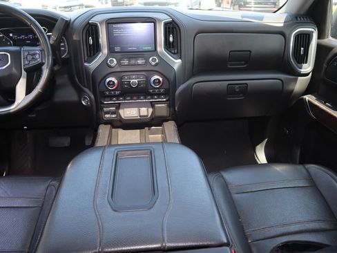 Used 2022 GMC Sierra 1500 Denali w/ Denali Premium Package AWD/4WD image 18