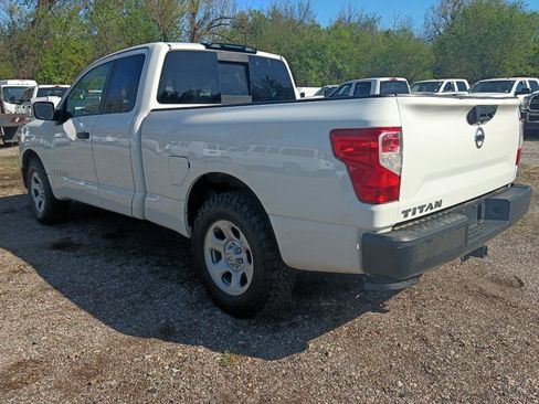 Used 2019 Nissan Titan S w/ S Utility Package image 7