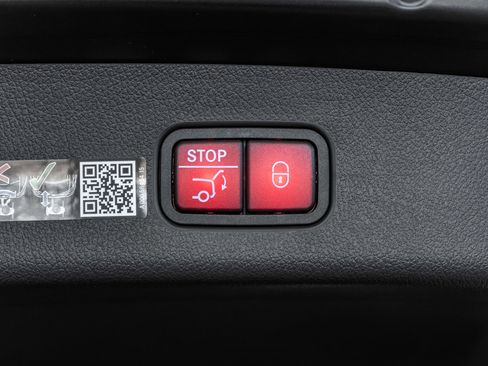 New 2026 Mercedes-Benz GLC 43 AMG 4MATIC image 36