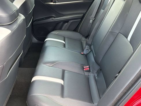 Used 2025 Toyota Camry SE FWD image 26