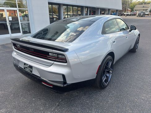 New 2026 Dodge Charger R/T AWD/4WD image 9
