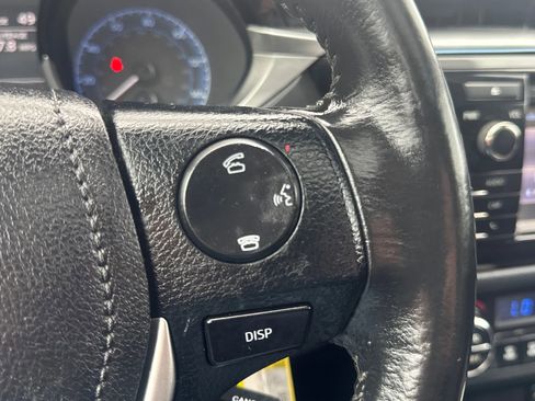 Used 2015 Toyota Corolla S image 25