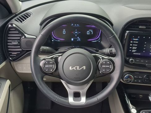 Used 2024 Kia Soul EX image 24