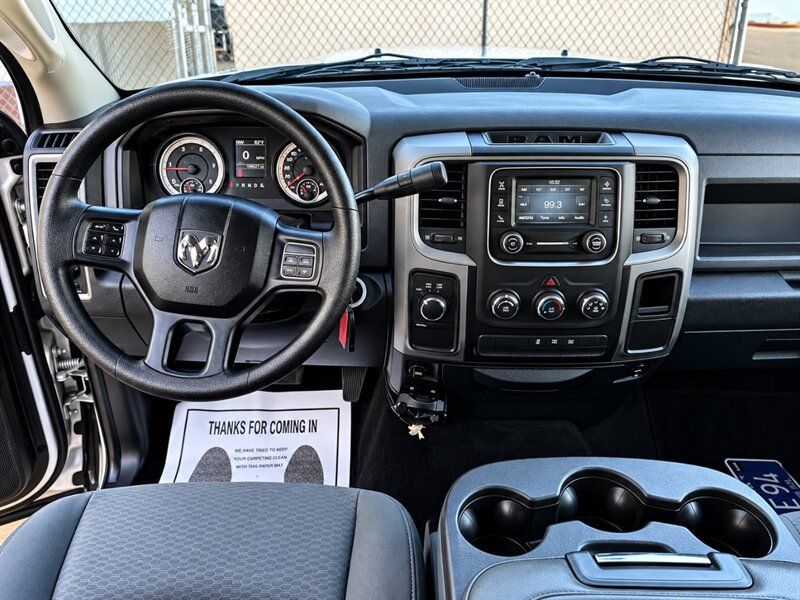 Used 2015 RAM 2500 Tradesman w/ Chrome Appearance Group AWD/4WD image 14