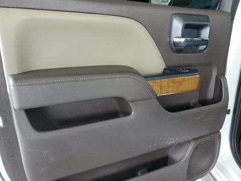 Used 2019 GMC Sierra 3500 SLT w/ Duramax Plus Package AWD/4WD image 14