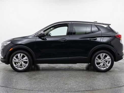 Used 2025 Buick Encore GX Preferred AWD/4WD image 5