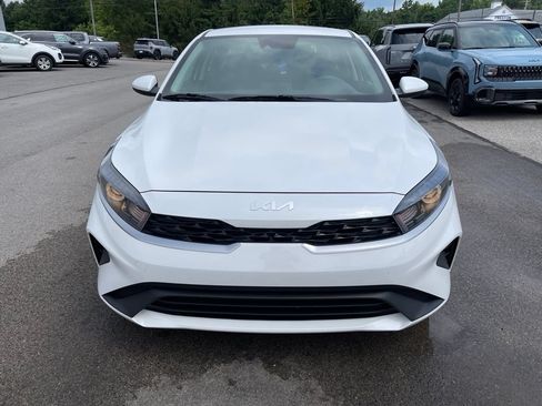Used 2023 Kia Forte LXS FWD image 4