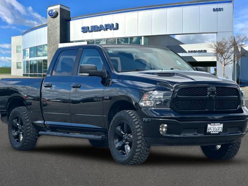 Used 2019 RAM 1500 Classic SLT w/ Black Appearance Group image 5