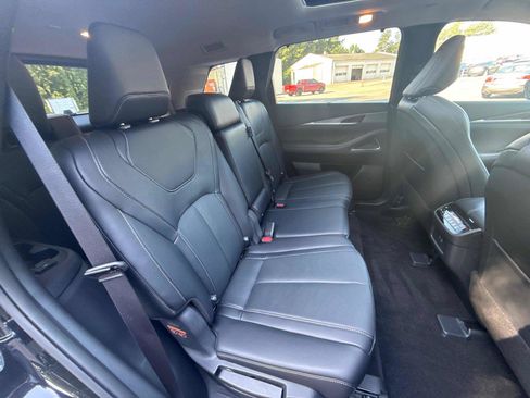 Used 2025 INFINITI QX60 Luxe w/ Cargo Package FWD image 28
