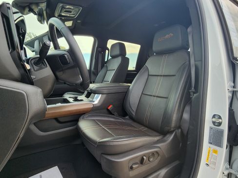 Certified 2024 Chevrolet Silverado 3500 High Country w/ Technology Package image 12