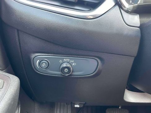 Used 2018 Chevrolet Equinox LT w/ Sun & Infotainment Package AWD/4WD image 20