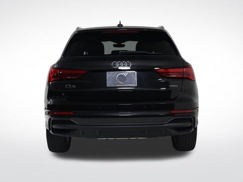 Used 2023 Audi Q3 2.0T Premium Plus w/ Premium Plus Package image 4