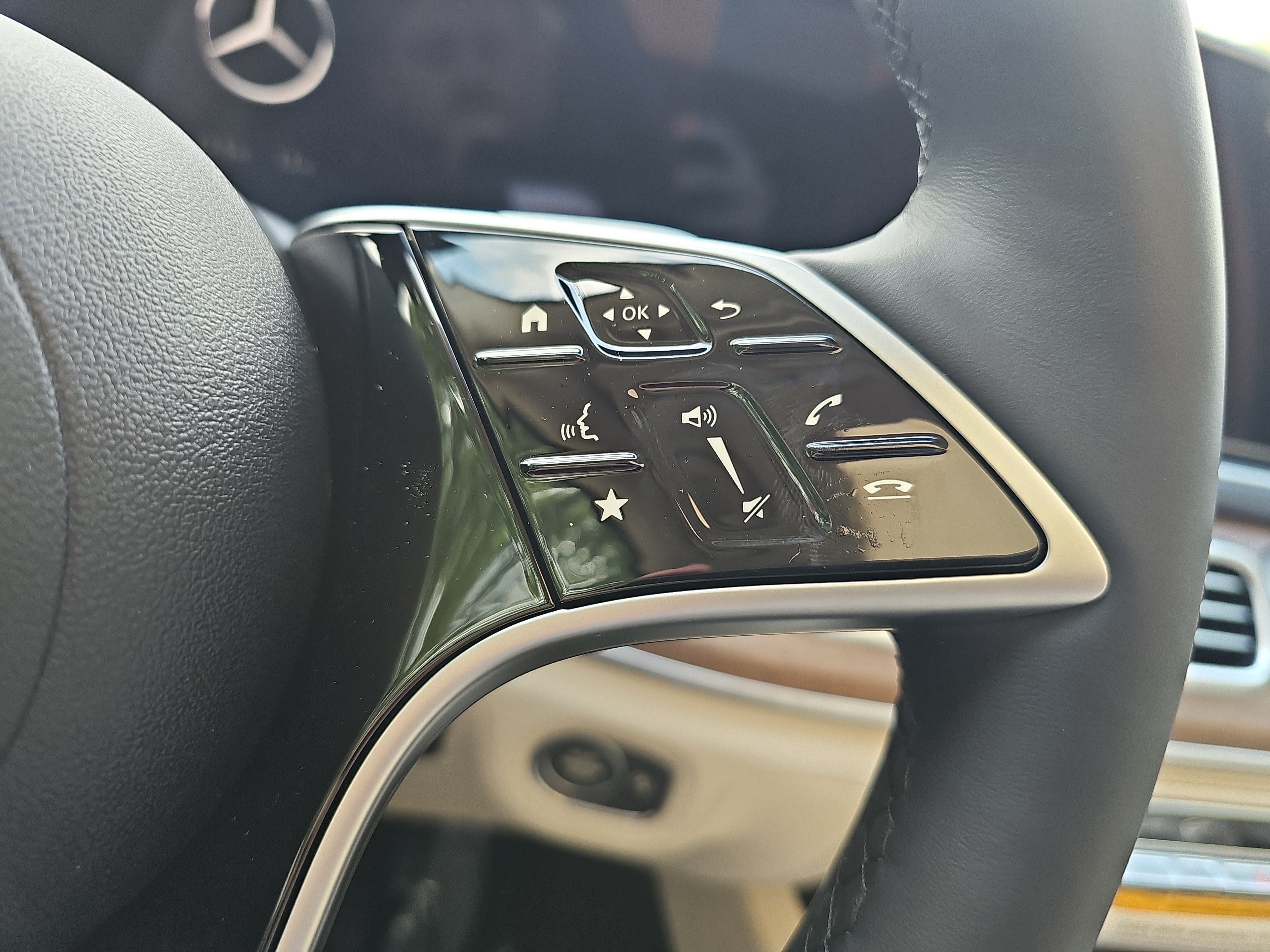 New 2026 Mercedes-Benz GLE 450 4MATIC image 19