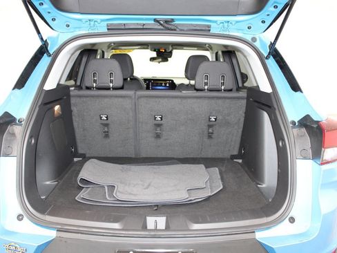 Used 2025 Chevrolet TrailBlazer LS w/ LS Convenience Package FWD image 14