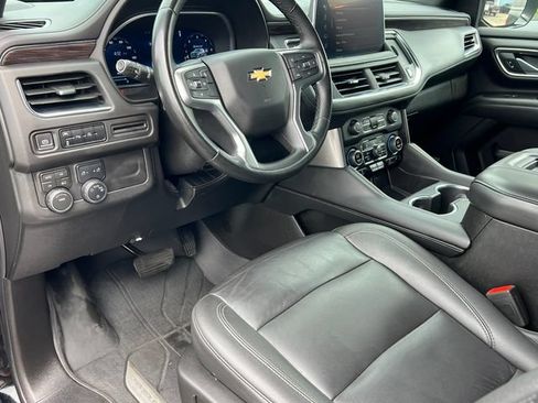 Used 2023 Chevrolet Suburban LT AWD/4WD image 20