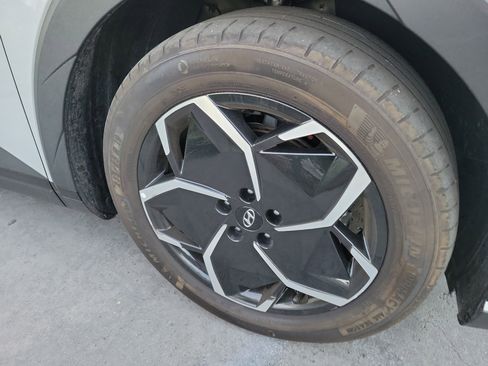 Used 2024 Hyundai Ioniq 5 SEL RWD image 4