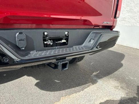 Used 2024 Chevrolet Colorado ZR2 w/ ZR2 Convenience Package III AWD/4WD image 6