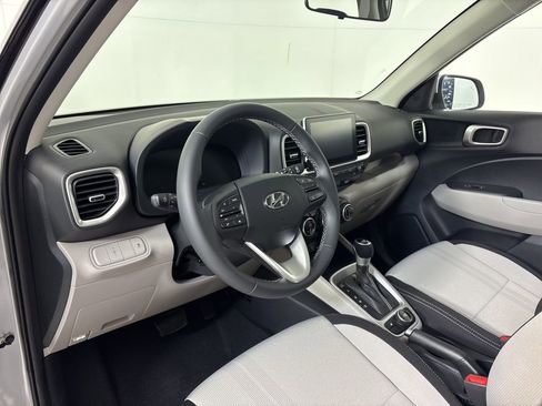New 2026 Hyundai Venue SEL image 15