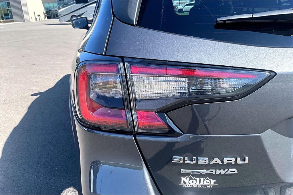Used 2023 Subaru Outback Limited XT AWD/4WD image 30