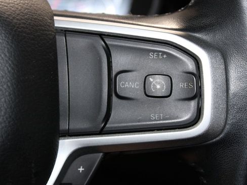 Used 2020 RAM 1500 Big Horn AWD/4WD image 23