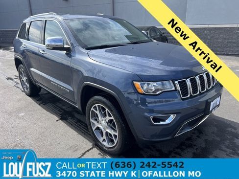 Used 2021 Jeep Grand Cherokee Limited w/ Trailer Tow Group IV image 1