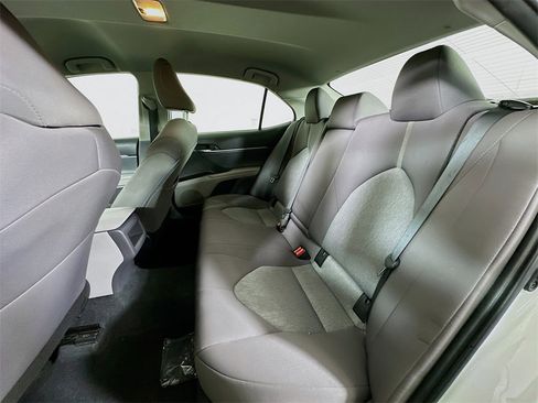 Used 2023 Toyota Camry LE image 10