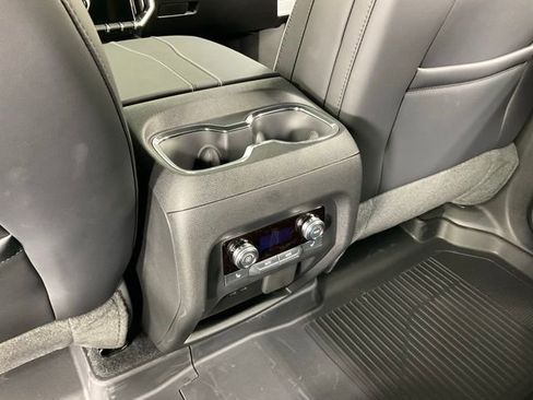 New 2026 GMC Acadia Denali w/ Super Cruise Package image 23