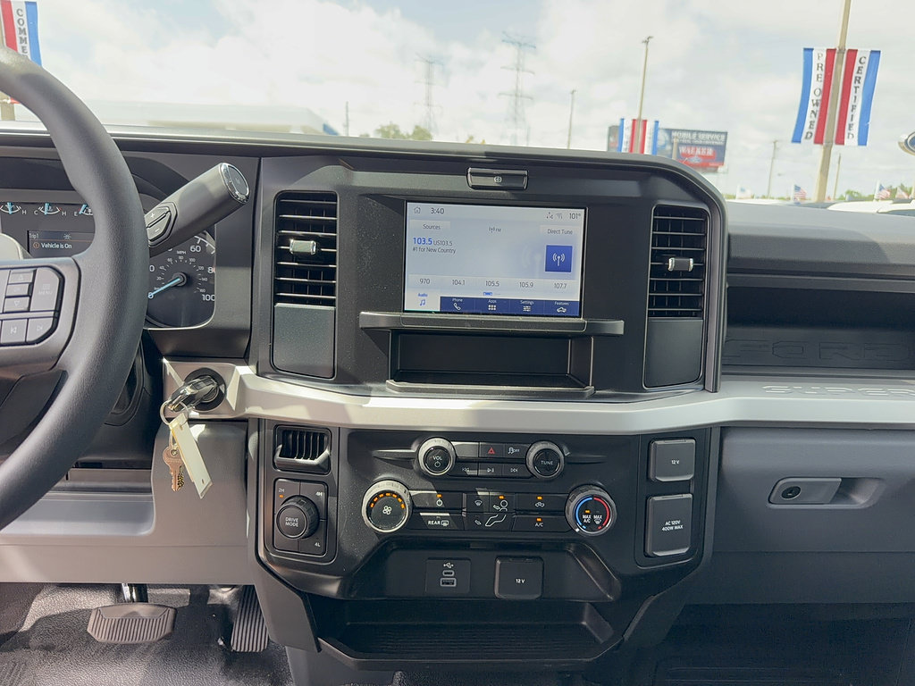 New 2026 Ford F350 XL w/ XL Chrome Package AWD/4WD image 22